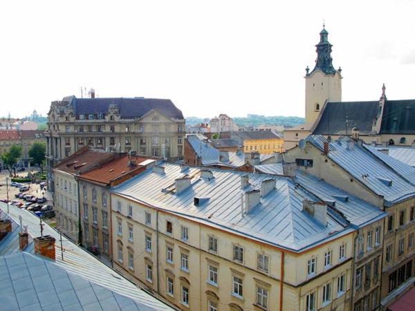 Апартаменти В Центрі На Галицький Для Чотирьох Lviv Dış mekan fotoğraf